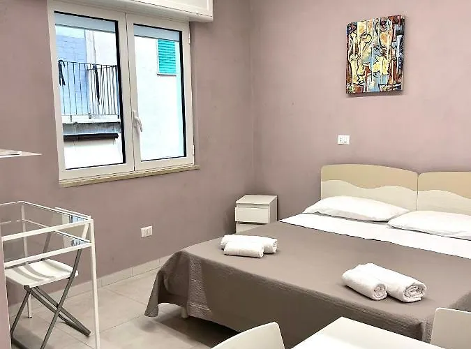 Camelia Home Suite - Napoli